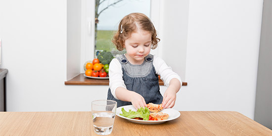 girl eating slowly