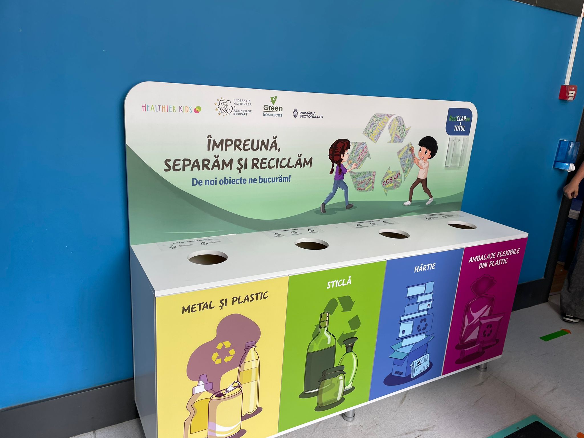 6 școli și Primăria Sectorului 6 participă la campania ”ReciCLARea e totul!” 6 școli și Primăria Sectorului 6 participă la campania ”ReciCLARea e totul!”