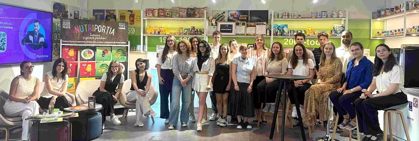 Studentii romani incep internship-ul oferit de Nestlé ca parte din initiativa Nestlé Needs YOUth.