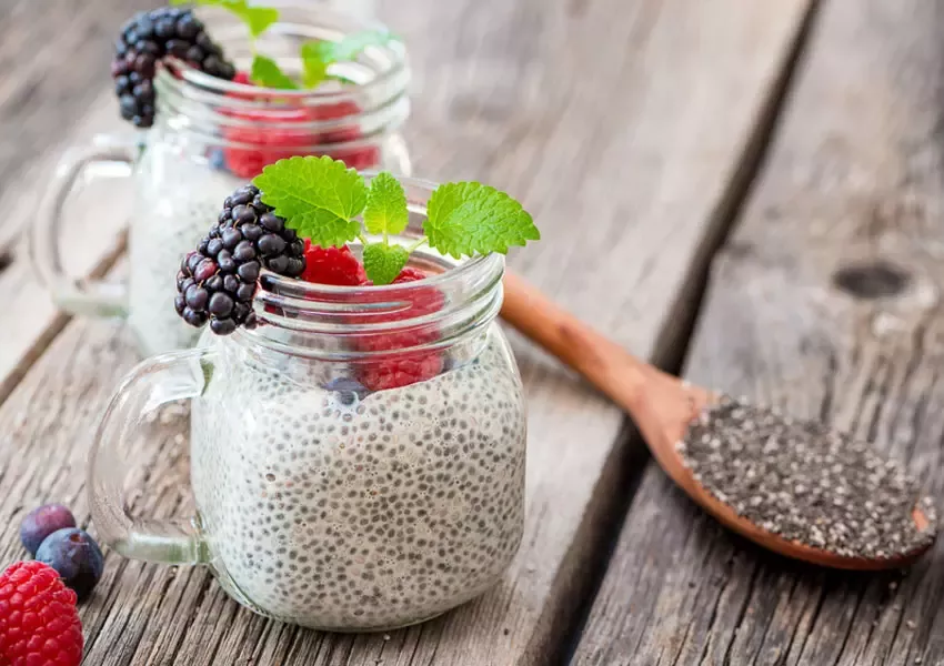 Foto Budinca de chia cu fructe de sezon