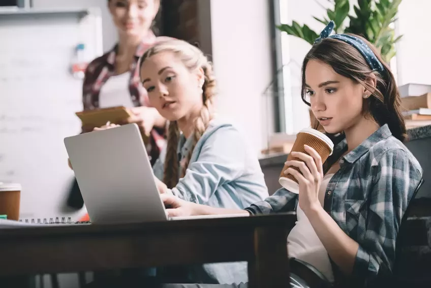 Cafeaua cum te ajuta sa inveti mai usor