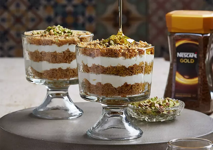 Foto Desert oriental Kunafa Tiramisu