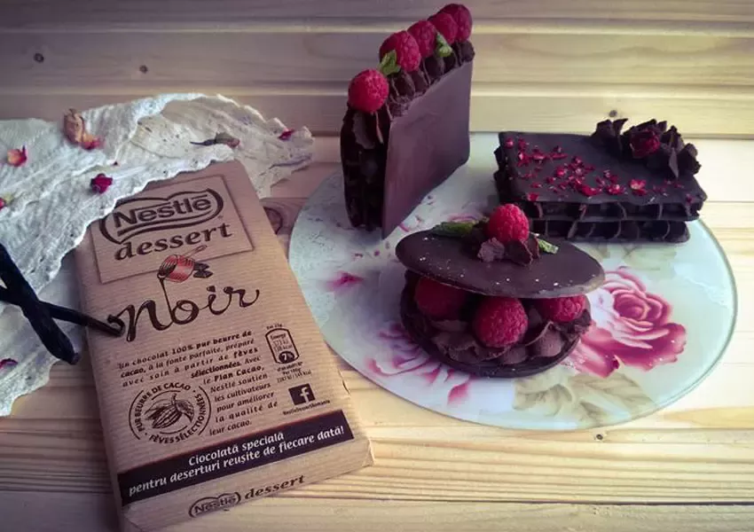 Foto Mille feuille crocant cu ganache de ciocolată